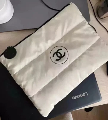 Chanel Beauty Gift White Puffy Makeup Bag Pouch Clutch Cosmetic Case NEW