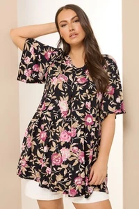 Yours Curve Women's Plus Size Floral Pleat Front Top - Picture 1 of 7