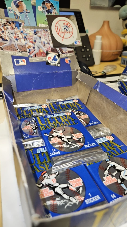 Fleer Ultra 1991 béisbol con logotipo pegatina (5 paquetes) Foto 1 de 3