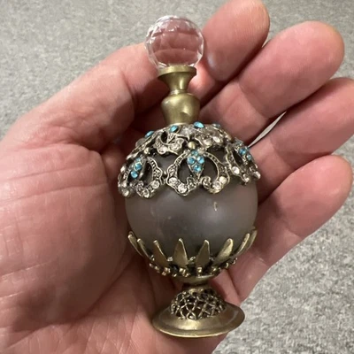 Mini botella de perfume vacía vintage con tapón de cristal bola de gemas azules y transparentes Foto 1 de 4