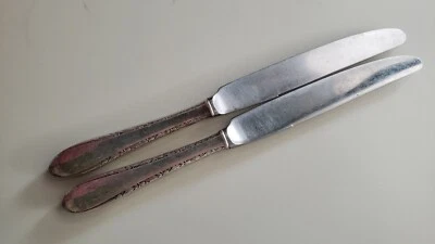 2 ANTIQUE COLLECTIBLE KNIVES 8.75" GORHAM SILVER PLATE,1940 INVITATION - MONO - Image 1 of 4