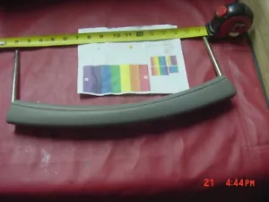 ๐ฅ99-06 SILVERADO SIERRA Dash Pad Dashboard GRAB Bar ASSIST Handle LIGHT GRAY - Picture 1 of 4