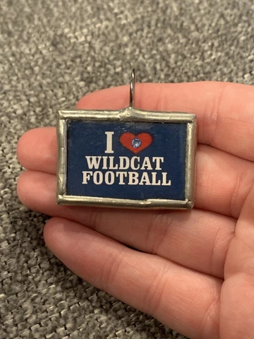 University Of Arizona Wildcats Charm For Necklace, Keychain Or Bracelet (GW8) Cover