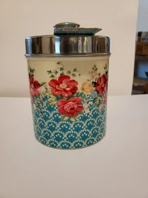 New w/Tags The Pioneer Woman VINTAGE FLORAL 80oz Pet Treat Jar  - Image 1 of 3