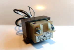 Tyco Electronics 7242 Transformer, 24VAC, 10VA, 60Hz, Class 2 - Picture 1 of 5