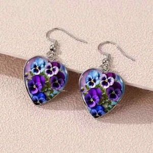 Boho Vintage Heart-Shaped Pansy Flower Design Earrings Women Girls Fashion Gift - Picture 1 of 5