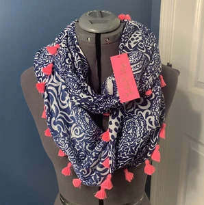 Lilly Pulitzer Resort Infinity Loop Scarf Navy High Tide Vaca Paisley Animal NEW - Picture 1 of 6