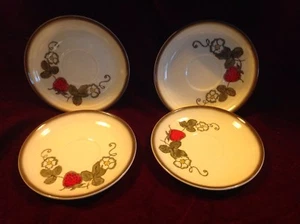 Vinatge Metlox Poppytrail California Strawberry Set Of 4 Saucers - Picture 1 of 3