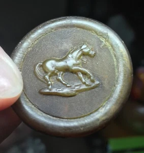 Antique Rare Button Horn Large NBS Horse Opalescent Shank Back Handsome - Picture 1 of 9