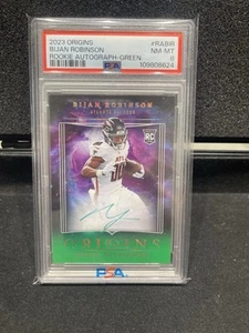 Bijan Robinson RC Green Auto /5 PSA 8 - 2023 Panini Origins - Rookie Autographs - Bild 1 von 2
