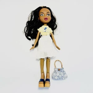 Bratz Sunkissed Summer Sasha Doll With Clothing & Accessories Vintage Original - Picture 1 of 6
