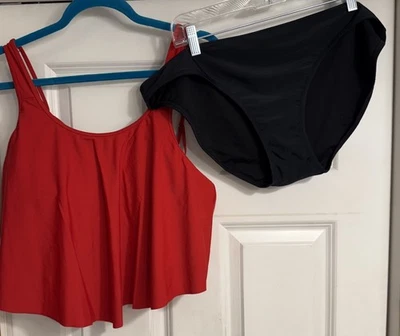 Traje de baño de dos piezas OLD NAVY 2x correas ajustables negro rojo playa verano viaje Foto 1 de 4