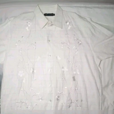 Camisa Coogi Edición Limitada Blanca Bordada Manga Corta Abotonada Talla XXL Foto 1 de 4