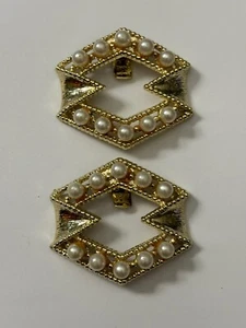 Shoe Clips Gold Tone with Pearl - Picture 1 of 3