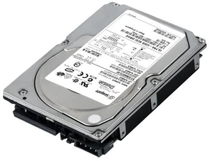 Hard Dell 0C1353 C1353 36GB 10000U/Min 8MB SCSI U320 68-pin ST336607LW 3.5 - Picture 1 of 3