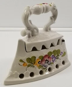 BB) Vintage Bassano Porcelain Iron Flip Top Trinket Box Made in Italy Figurine - Picture 1 of 12