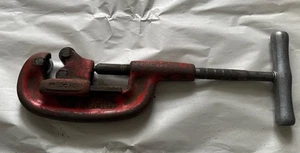 BIG Vintage RIGID No. 2A 1-2 Heavy Duty Pipe Cutter 1/8"–2" USA Orange Tool USA - Picture 1 of 6