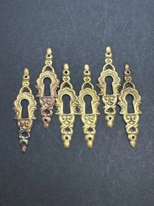 Lot of 6 VTG LIGHTWEIGHT Brass Cabinet Drawer Skeleton Key Backplate Escutcheons - Picture 1 of 6