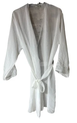 Lord & Taylor Bata Larga de Encaje Satinado Blanco Talla Lg Bolsillo con Cinturón Clásico Foto 1 de 4