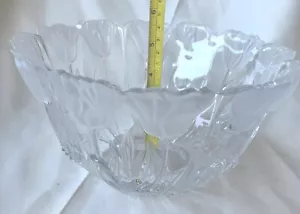 Bleikristall Schüssel Mittelstück mattierte Tulpen 9 1/2"" neu mit Aufkleber schön - Bild 1 von 5