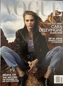 VOGUE Magazine (April 2023) CARA DELEVINGNE - Foto 1 di 1