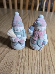Vintage Flocked Ceramic Snowman Pair Winter Christmas Figurines 5” - Picture 1 of 8
