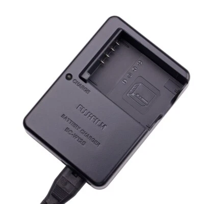 FujiFilm BC-W126 OEM Charger For NP-W126 Battery XT3 XT10 HS50 XT20 XT30 X-PRO3 - Image 1 of 3