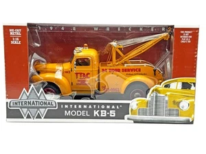1/16 International KB - 5 Wrecker Tow Truck Construction Show - Picture 1 of 3