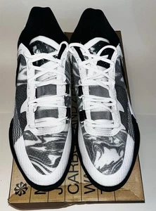 NUOVO Taglia 14 - Nike Kyrie 8 Basketball DJ6017-101 Bianco/Nero Scarpa Sneaker Uomo - Foto 1 di 6