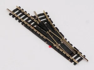 Minitrix 4963 Weiche rechts R1 ohne Antrieb Spur N vgl.14963 1704-28-17 - Bild 1 von 3