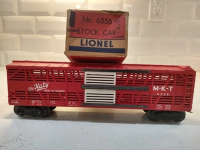 RARE POSTWAR LIONEL 6556 M-K-T "THE KATY SERVES THE SW" CATTLE STOCK CAR EX+OB - Image 1 of 4