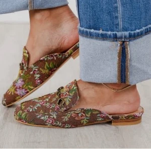 Corky’s Tapiz Marrón Óxido Brocado Floral Encantador Eslabón Mulas NUEVO SIN ETIQUETAS 10 - Imagen 1 de 11