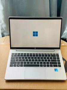 HP ProBook 440 G9/14"/Touchscreen/i5 1235U/16GB/256SSD/8LOL4UP#ABA/INTEL UHD GPU - Picture 1 of 9