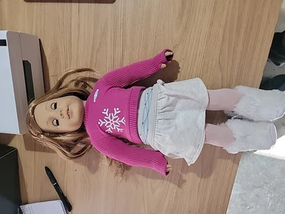 Muñeca American Girl Mia St Clair con botas de piel Foto 1 de 4