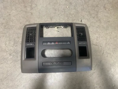 Dodge Ram 1500 2010-2012 tablero central radio bisel moldura OEM Foto 1 de 2