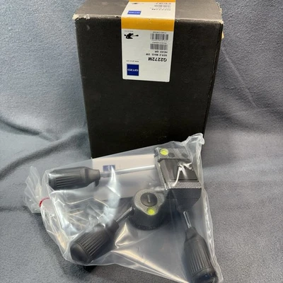 GitzoG2272M Quick Release Low Profile Three Way Head - Image 1 of 4