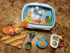 baby einstein musical crib toy