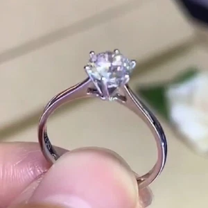 0.5-1Ct Classic Solitaire Round Cut Ring Elegant Promise Engagement Woman Ring - Picture 1 of 2