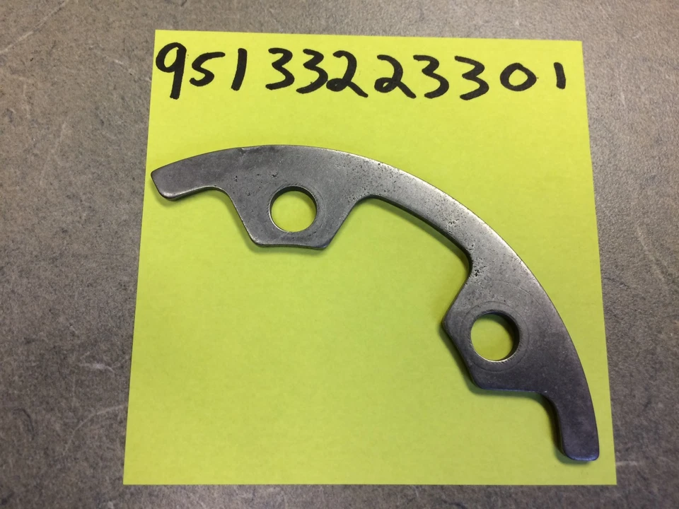 EXCELENTE PLACA DE BLOQUEO EJE CV ORIGINAL ORIGINAL PORSCHE 944S2 TURBO 968 Foto 1 de 1