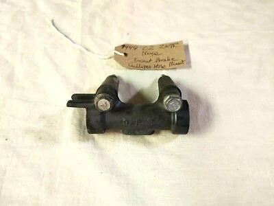 Kawasaki Ninja ZX9R 900R C2 1999 montaje en la línea de freno delantero Foto 1 de 3