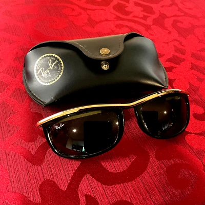 RAY BAN 1980s OLYMPIAN L1000 SUNGLASSES+CASE AUTHENTIC*GLD/EBONY BLACK*5" TEMPLE - Image 1 of 4