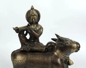 Statua in bronzo Krishna che suona il flauto, statuina, dio dell'amore, regalo compleanno, unica - Foto 1 di 7