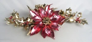 Vintage Metallic Plastic Poinsettia Holly Berry Leaves Candle Table Centerpiece - Picture 1 of 13