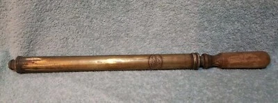 Ancien pulvérisateur où seringue bois & Laiton S.M« Mouss »Made In France LG45cm - Photo 1/4