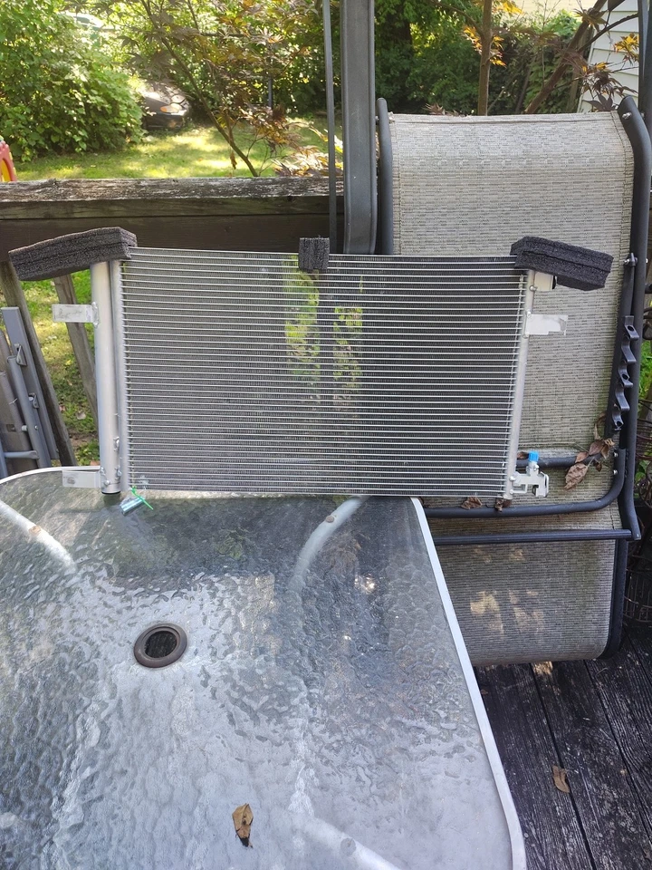 Brand New Front Radiator Condenser For A 2013 Cadillac XTS Luxury - Imagem 1 de 1