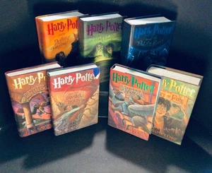 SET LIBRI COLLEZIONE HARRY POTTER SEVEN (7) - Foto 1 di 22