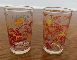 lot of 2 Warner Bros. Glasses Speedy Gonzales Wile E Coyote, Roadrunner 1974 - Picture 1 of 2