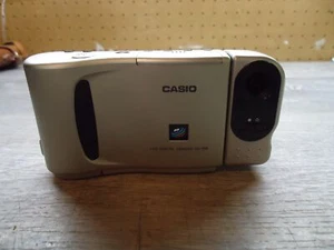 CASIO QV-10A LCD DIGITAL CAMERA - Picture 1 of 4