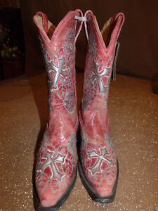 NEW CORRAL R2459 Womens 6.5M Cross & Rose Cut Out Leather Snip Toe Western Boots