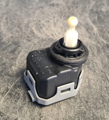 Leuchtweitenverstellung Leuchtweitenregulierung LWV Links    6Y0941295 - Bild 1 von 4